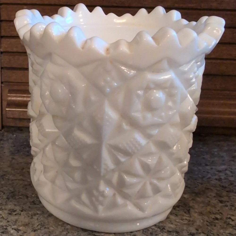Vintage Fostoria Winburn Milk Glass Sugar and Creamer Set Circa 1954-1965